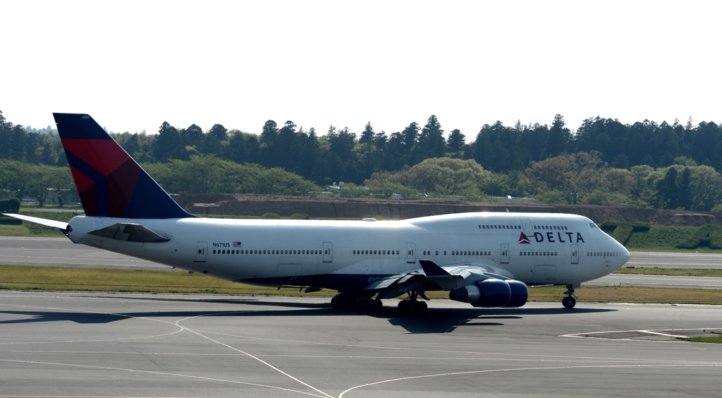 出発（20）　DELTA  747