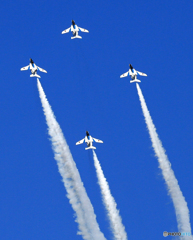 ☮休憩ﾀｲﾑ(480)  「青い空」が一番・ぶるー