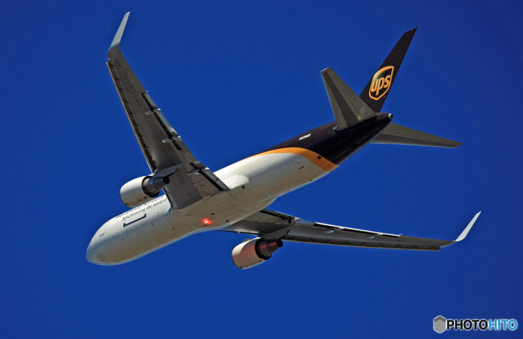 飛び立ち　UPS 767-34AF N339UP