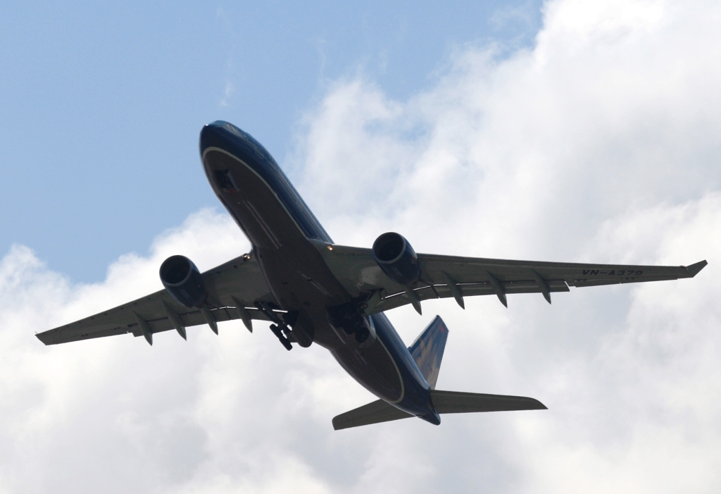 飛行　Vietnam A330-200
