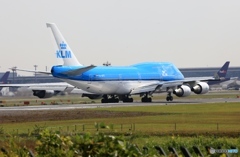 飛び立ち　KLM 747-400 
