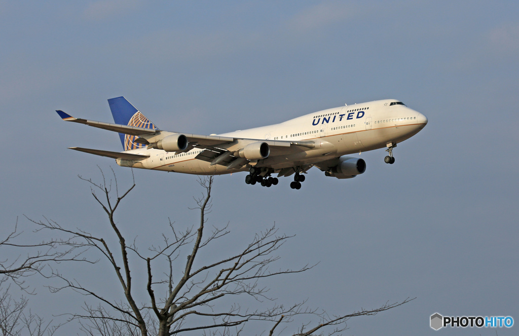 UNITED 747-400 N180UA