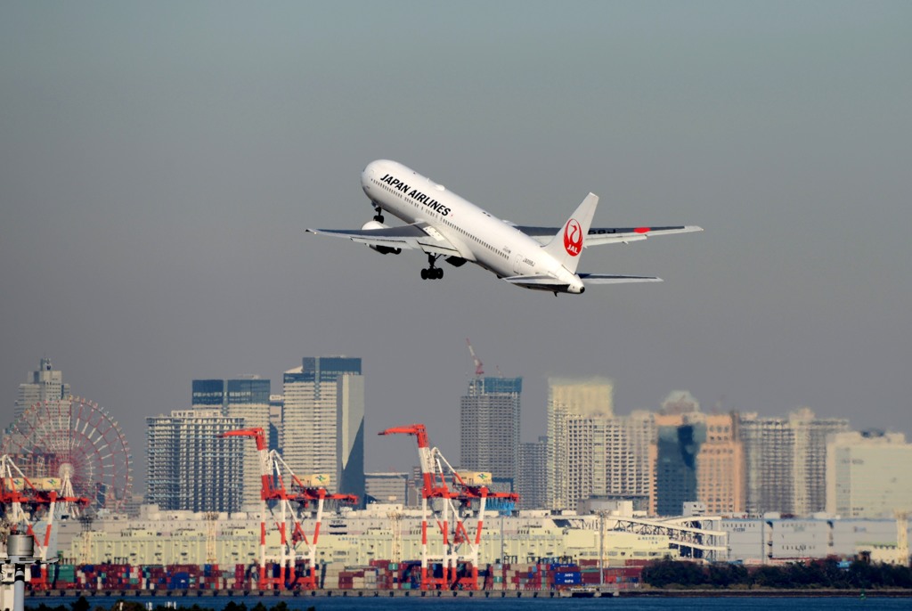 JAL 767-346　東京の空色