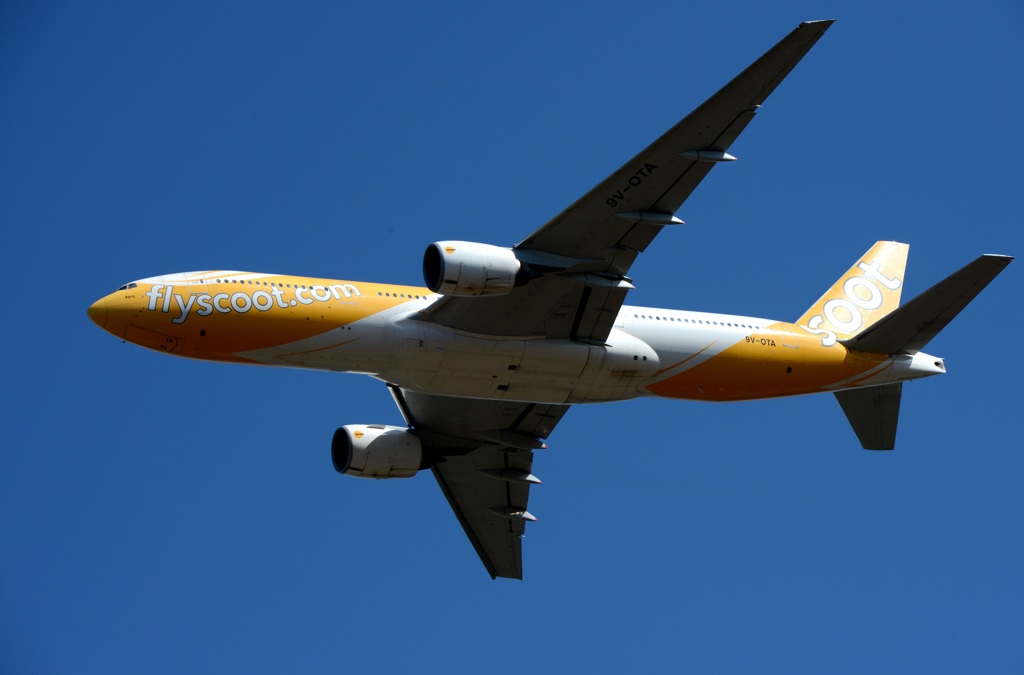 scoot 777-212