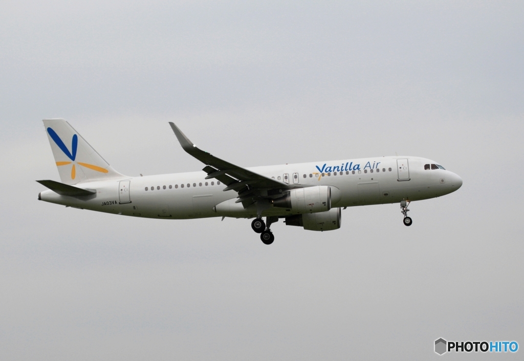Vinilla A320-216 着陸　	