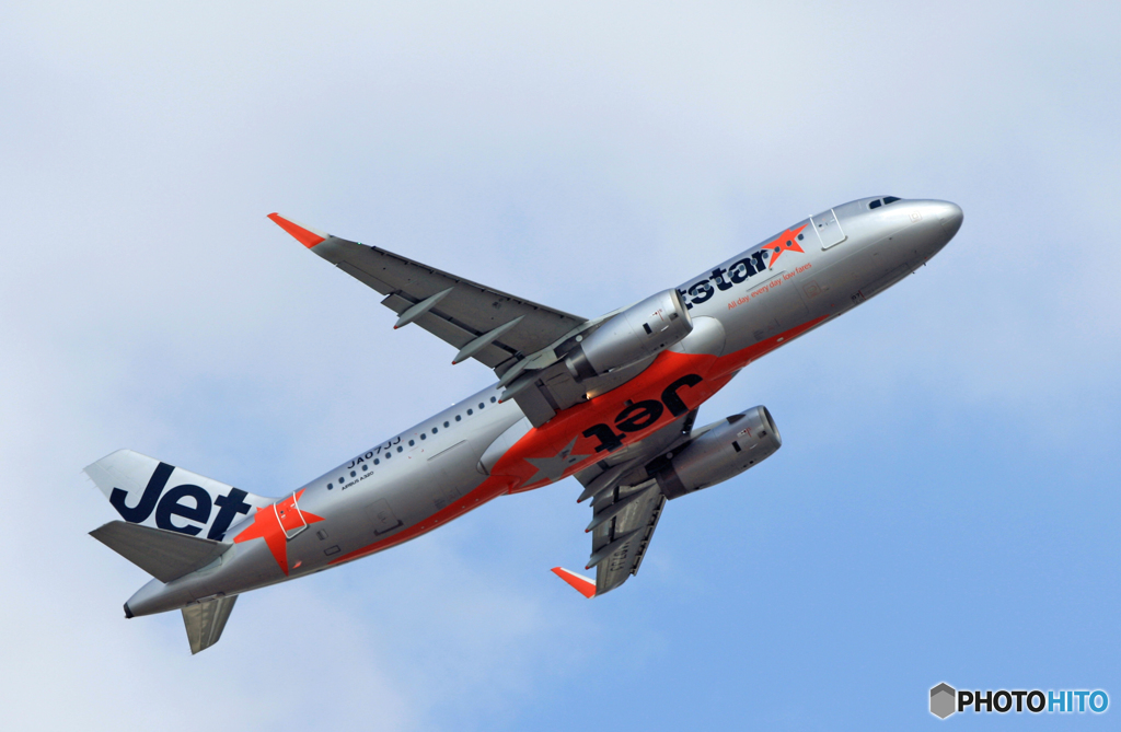 離陸 Jetstar A320-232 JA07JJ