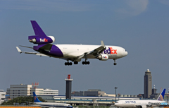 到着 FedEx MD-11 N616FE