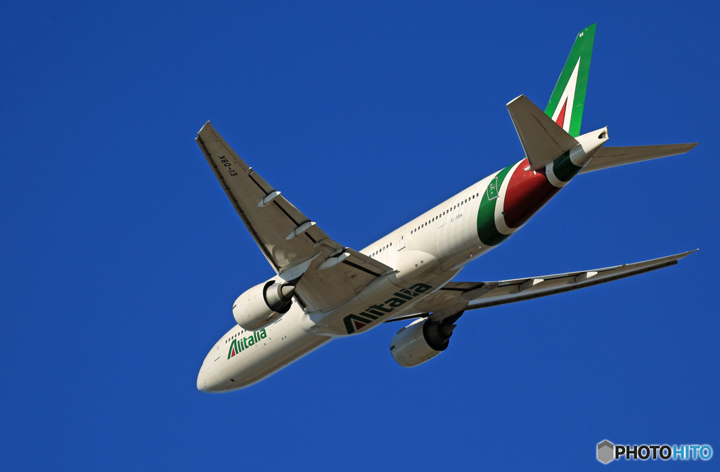 「スカイ」 Alitalia 777-243 EI-DBK☀