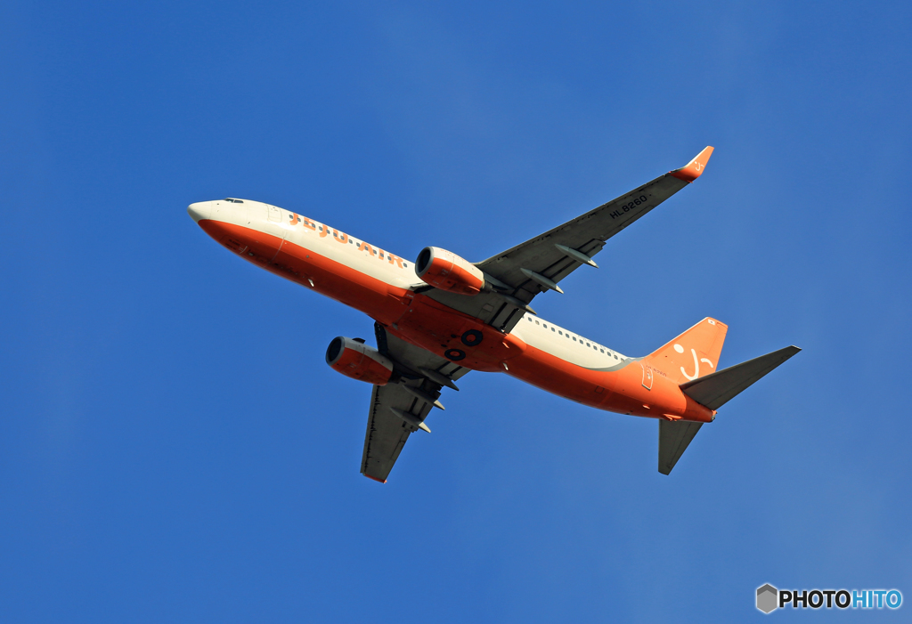 出発  JEJU 737-8BK HL8260