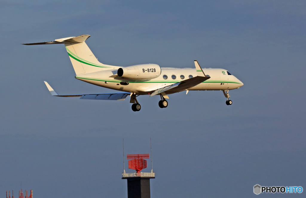 ✈中国のﾌﾟﾗｲﾍﾞｰﾄ機がやって来た！