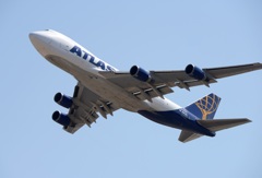 ATLAS 747-47UF 飛び立ち