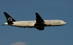 離陸(204)United STAR 777-200ER  離陸(204)United STAR 777-200ER