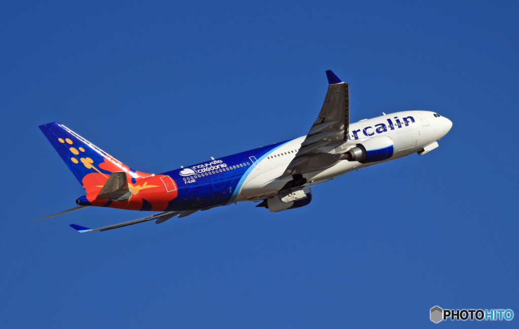 出発 Air Calin A330-202 F-OJSE