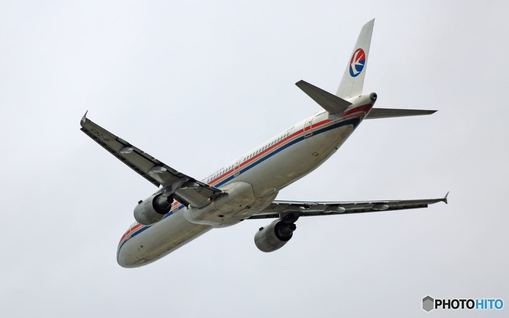 離陸 中国南方 A321-211 B-2419