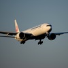 JAL 777-346 到着