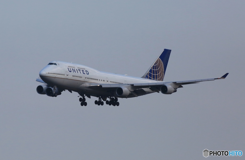 到着　United 747-400 N179UA