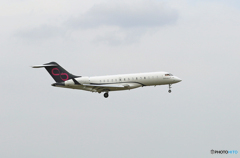 「すかい」Zetta JetボンバルBD-700 N566ZJ Landing 「すかい」Zetta JetボンバルBD-700 N566ZJ Landing