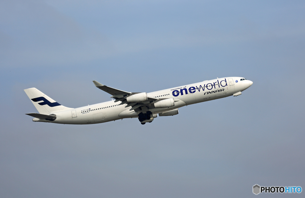 離陸  Finnair A340-313 OH-LQE