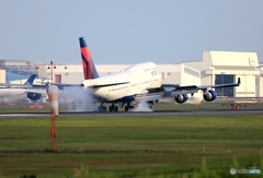 到着 Delta 747-400ジャンボ機