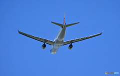 飛行 China A330-302 B-18302