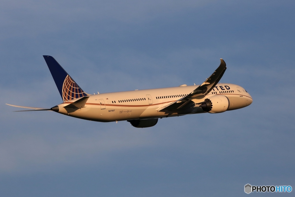 UNITED 787-9  出発　