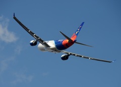 離陸 Air Calin A330-200