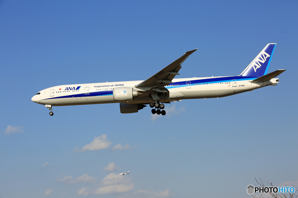 「SKY」 ANA 777-381 JA781A 着陸