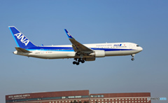 ANA 767-381 JA627A 到着 