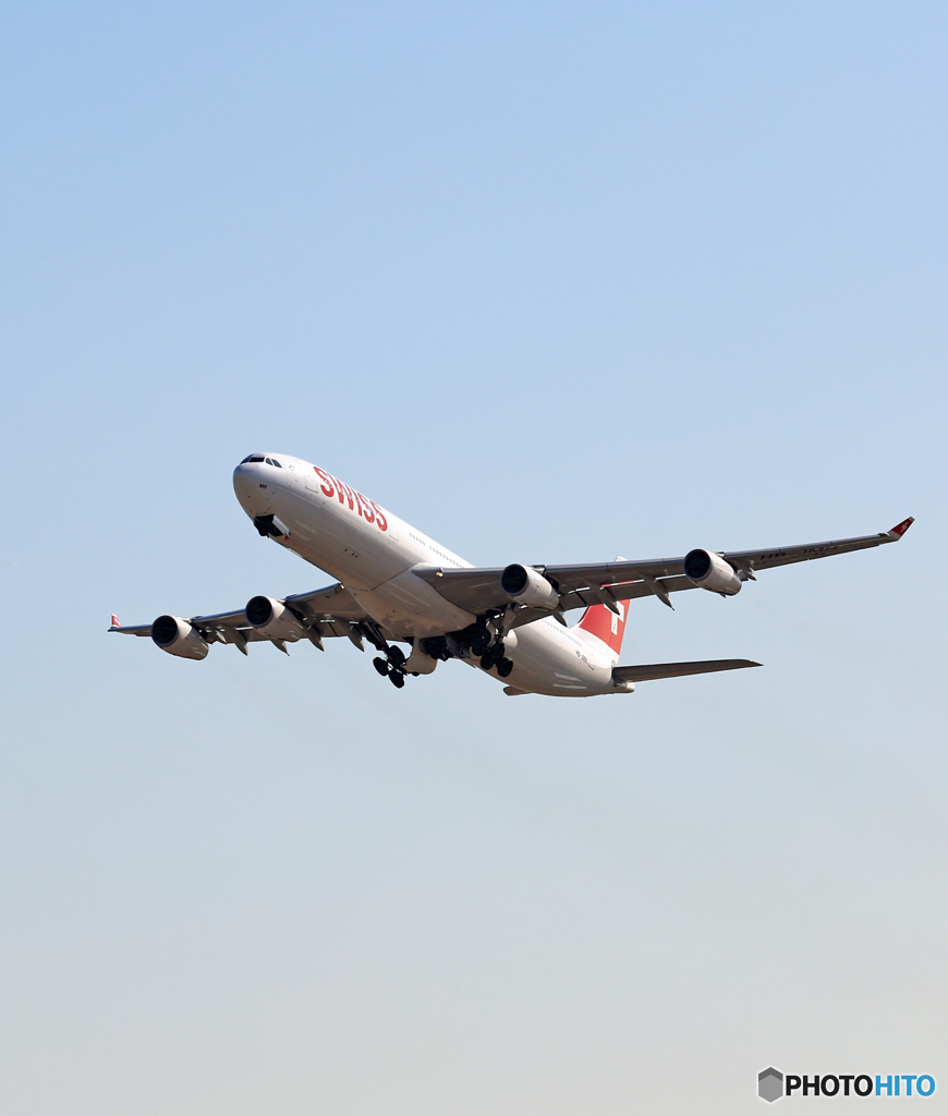 「☁なし」 SWISS A340-313 HB-JMH