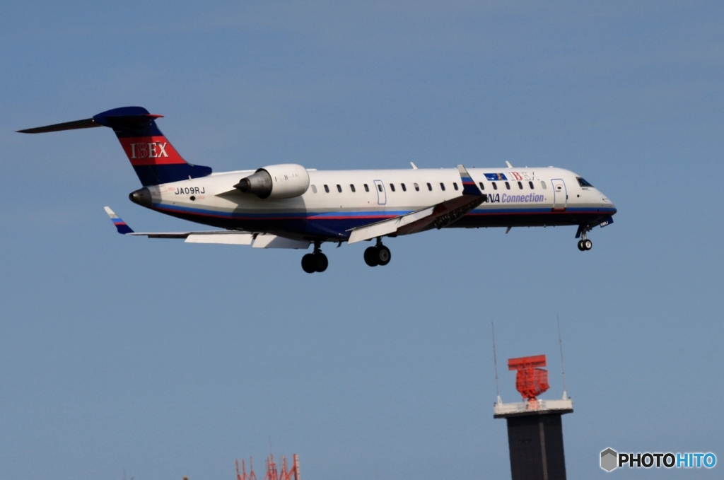 IBEX  Bombardier CRJ-700 到着　	