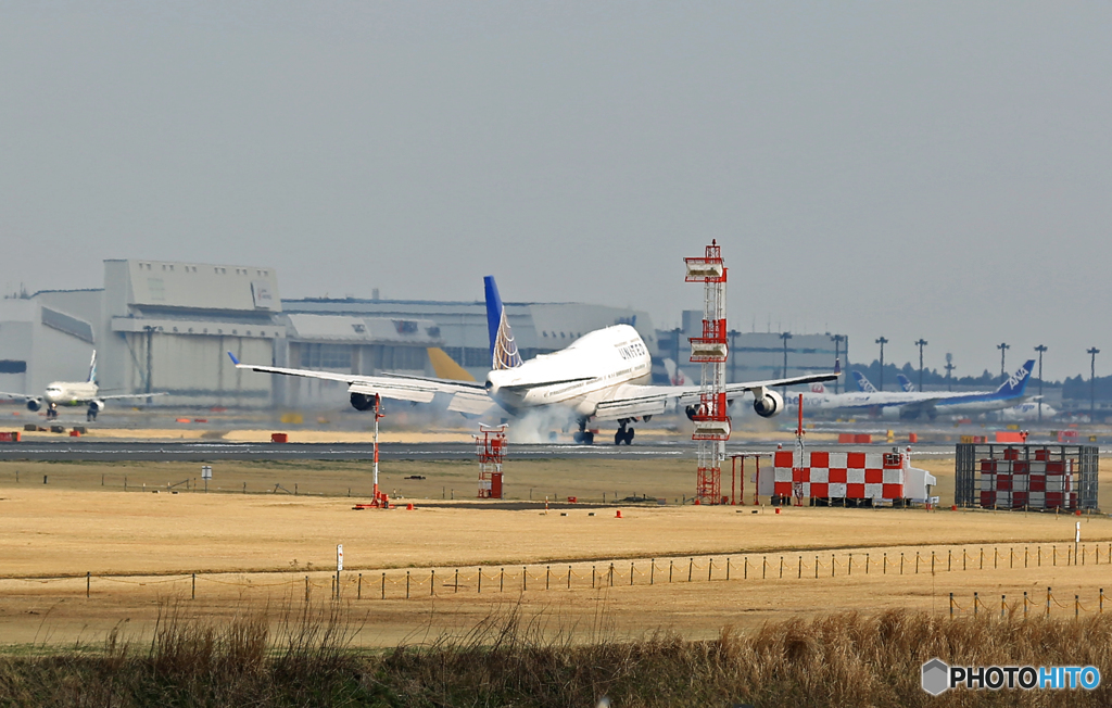 「そらー」 UNITED 747-400 N104UA 到着