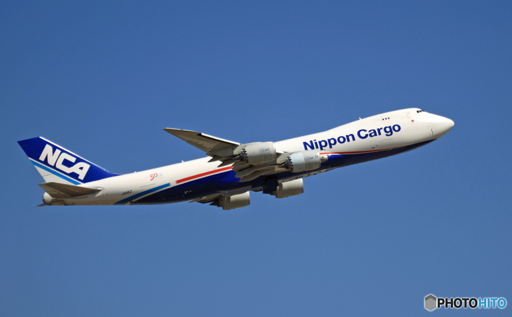 離陸 NCA 747-8KZF JA11KZ