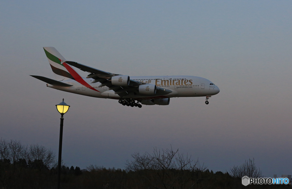 「良い天気」 Emiratu A380-861 A6-EUE 到着