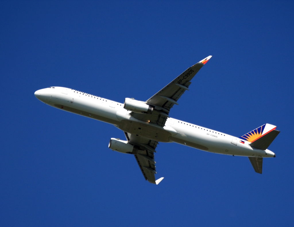 出発　Philippiens A321-200 
