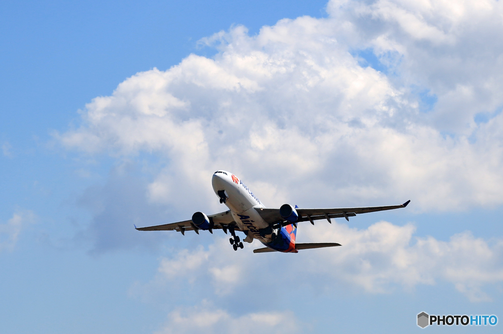 「良い空～」 Air Calin A330-202 F-OHSD離陸