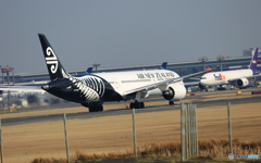 出発 Air New Zealand B787-9 ZK-NZH