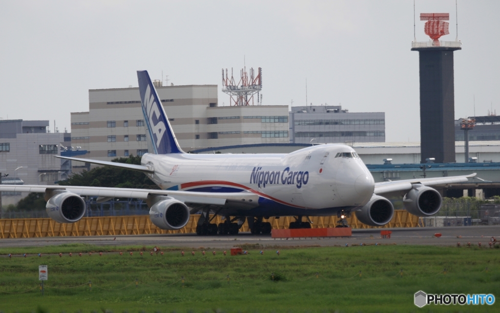 出発　NCA７４７ジャンボ機