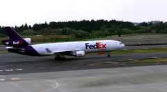 FedEx　MD-11（３発エンジン）