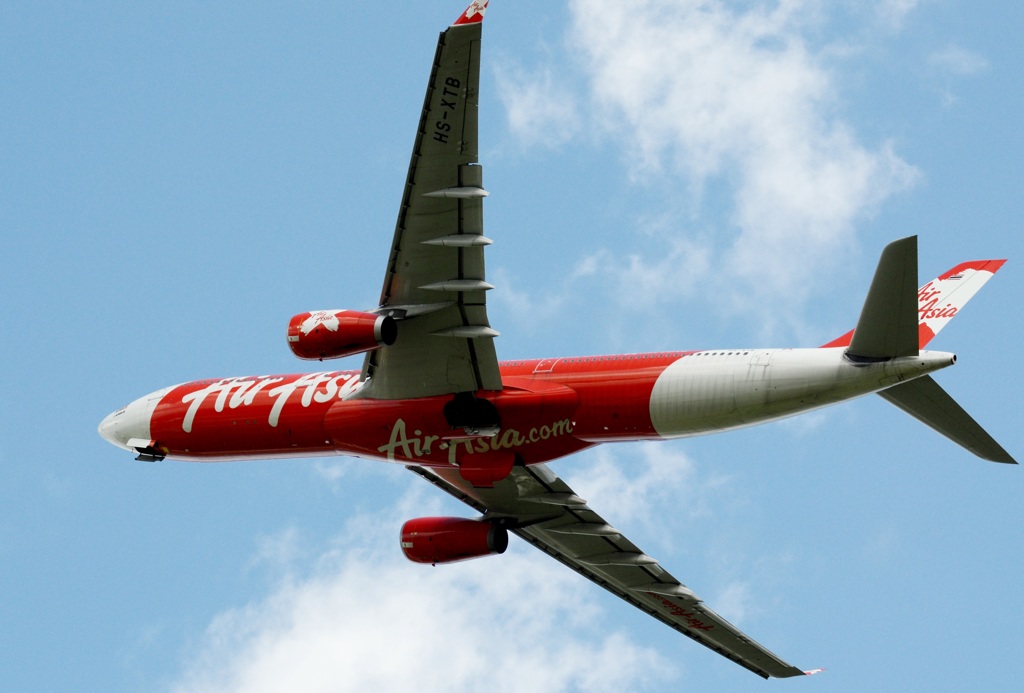 離陸（432-2）Air Asia A330-343