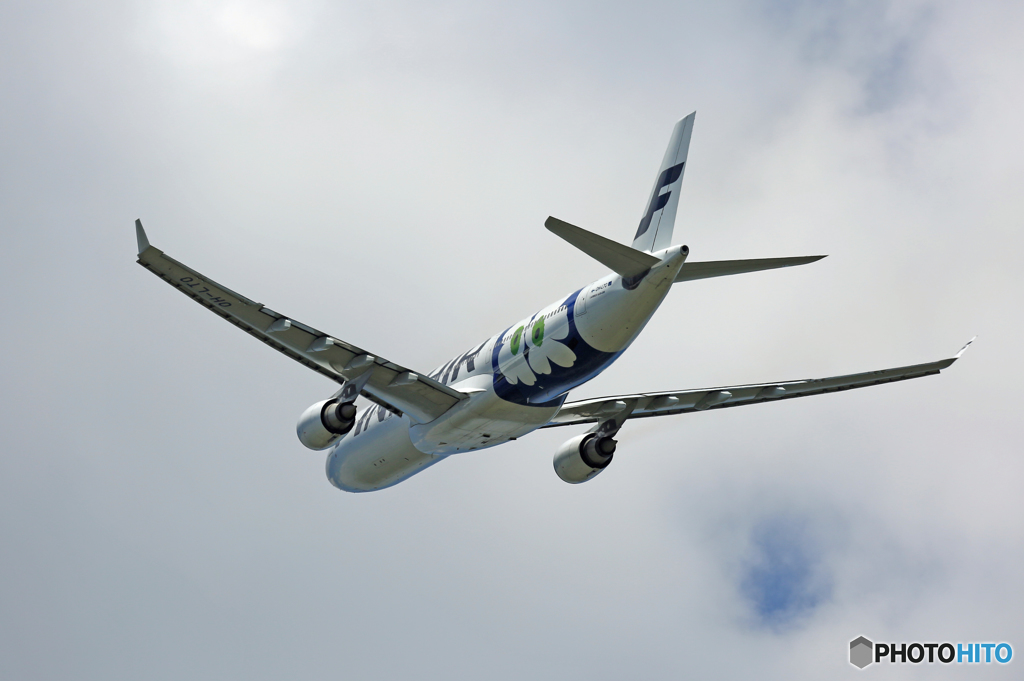 「青が好き」 FINNAIR A330-302 OH-LTO 離陸