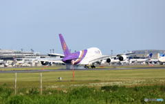 着陸 Thai A380-841 HS-TUB