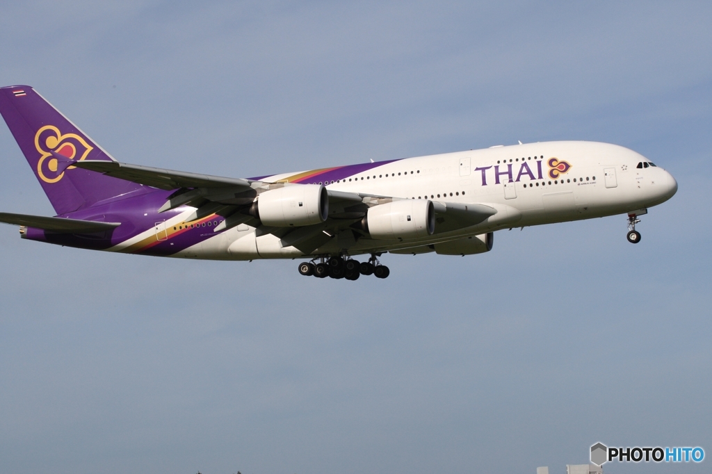 到着　THAI A380-841