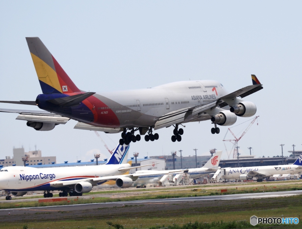 ASIANA 747-400 着陸　