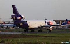 出発 FedEx MD-11