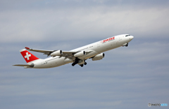 飛行 SWISS A340-313 HB-JMF