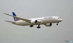 UNITED 787-9 N26960 着陸 