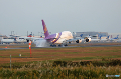 着陸 THAI A380-841 HS-TUD