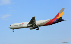 「空色」 ASIANA Cargo 767-38EF HL7507