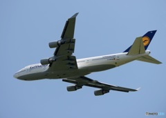 飛行　Lufthansa 747-430