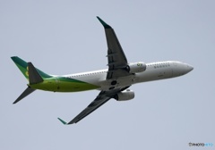 離陸　春秋 737-800